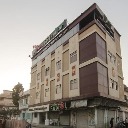Hotel Confirm Inn Kota Кота Экстерьер фото